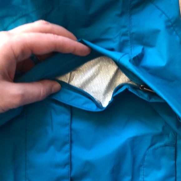Marmot raincoat shell - Picture 3 of 7